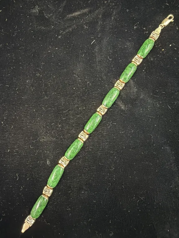 Beautiful 14kt Jade Bracelet. from auction in Orange Cit y, Florida — image 6