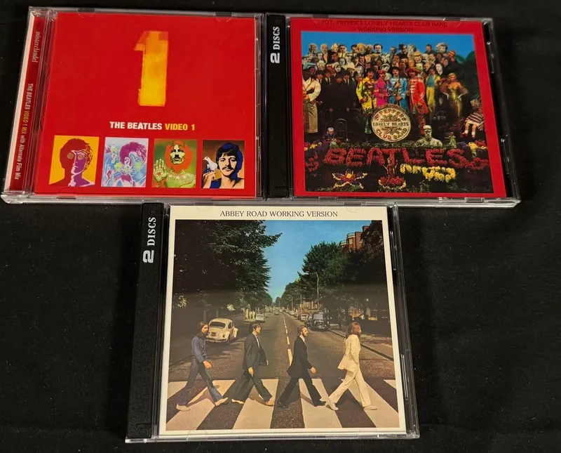 The Beatles Misterclaudel Collector CD Collection (5 Discs Total) from auction in MINOA, New York — image 42