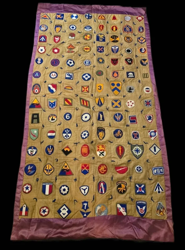 WWII U.S. Army Patch Silk Blanket / Quilt - 113 from auction in MINOA, New York — image 32