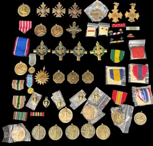 Mixed U.S. & Foreign Medal / Insignia