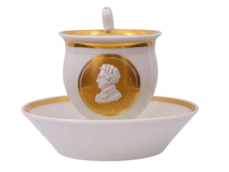 A THURINGIAN GOTHA PORCELAIN CUP AND SAUCER, DUKE ERNST I OF SAXE-COBURG AND GOTHA, 19TH CENTURY from auction in New York, New York — image 4