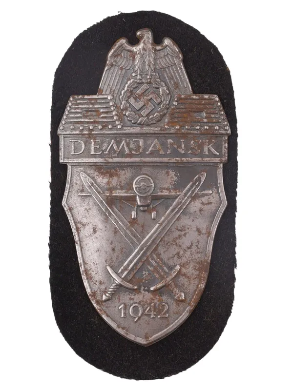 A GERMAN DEMJANSK CAMPAIGN SHIELD, WORLD WAR II from auction in New York, New York — image 5