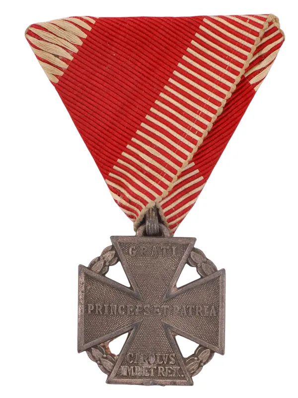A BRONZE MILITARY MERIT CROSS OF EMPEROR KARL (KARL-TRUPPENKREUZ), AUSTRIA-HUNGARY, 1916 from auction in New York, New York — image 2