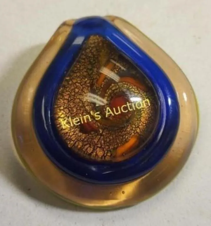 aventurine gold flecks glass pendant        from auction in wilmington , North Carolina — image 21