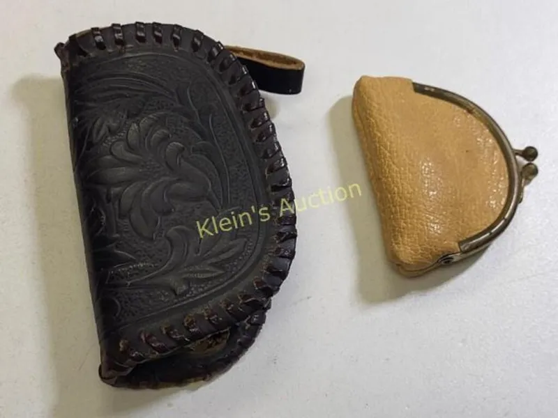 leather hand made change purse & sewing kit from auction in wilmington , North Carolina — image 33