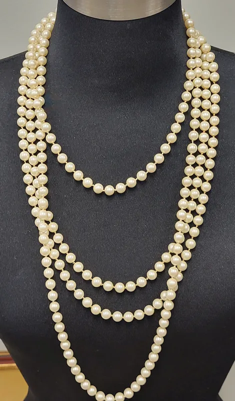 vtg estate pearls hand knotted 54" x 2 from auction in wilmington , North Carolina — image 2