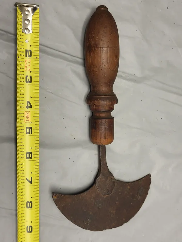 antique cobblers half found knife saddlers from auction in wilmington , North Carolina — image 15