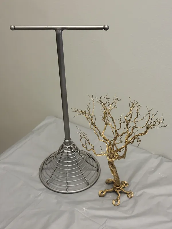 metal jewelry stand & gold tree of life from auction in wilmington , North Carolina — image 41