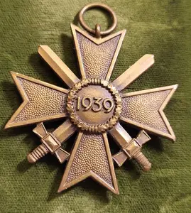 War Merit medal cross 2nd class w/ swords