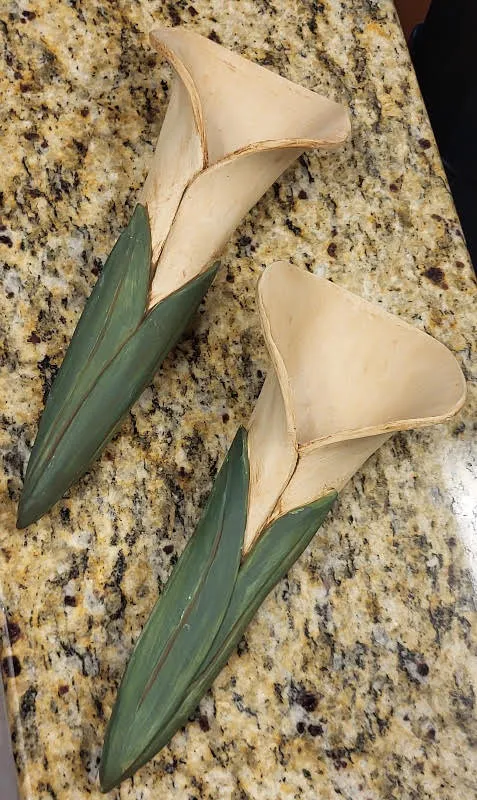 mid century calla lily pottery wall pockets 2 xbid from auction in wilmington , North Carolina — image 22