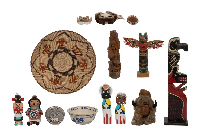 Native American Decorative Assortment from auction in Addison, Illinois — image 30