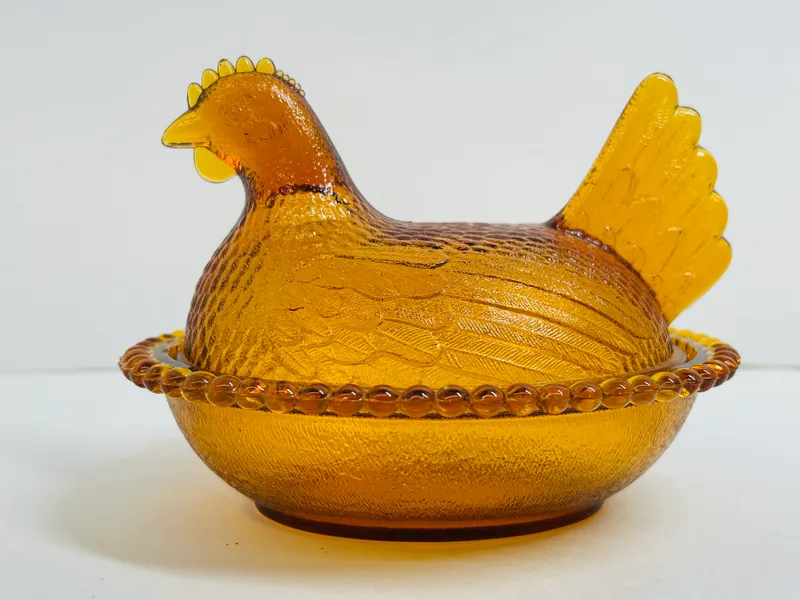 INDIANA AMBER GLASS HEN from auction in BETHESDA, Ohio — image 19