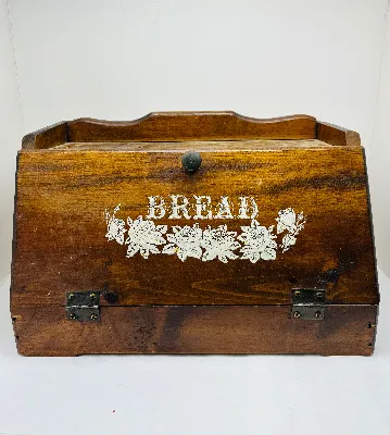 8.13.26 Barbies, Collectibles, Hon, Bread Box, Vintage — image 1