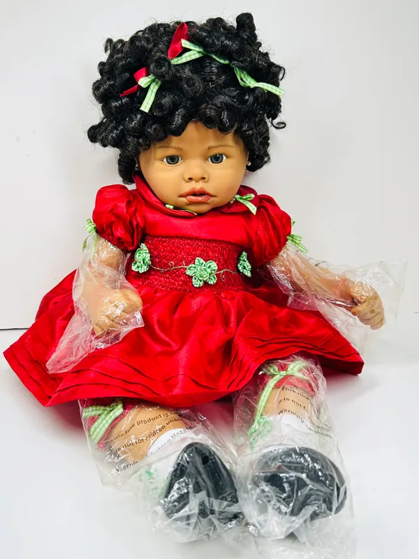 ASHTON-DRAKE PARKINS VINYL BABY DOLL from auction in BETHESDA, Ohio — image 13