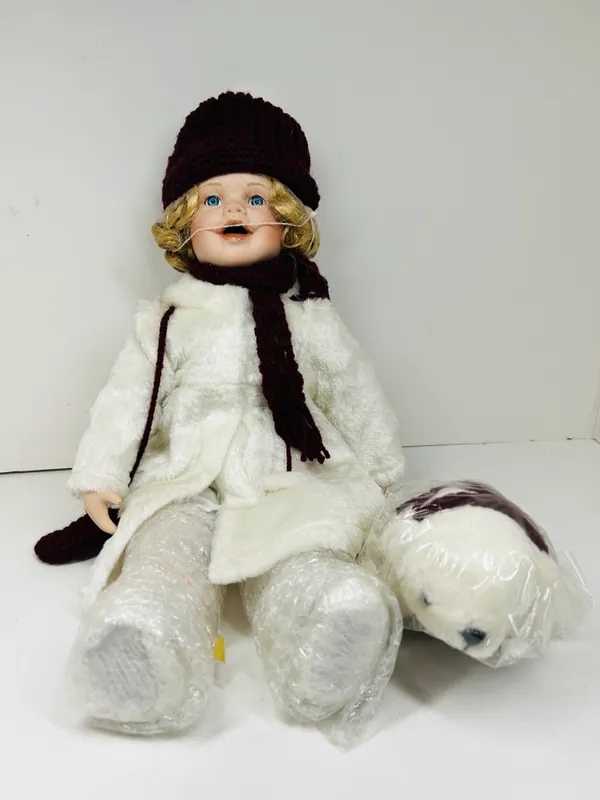 HERITAGE SIGNATURE COLLECTION WINTER DOLL from auction in BETHESDA, Ohio — image 17