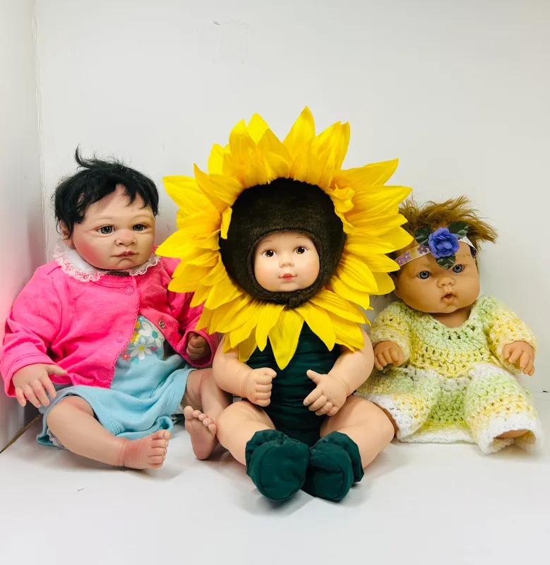 ANNE GEDDES AND BERENGUER COLLECTION, 1997-2016 from auction in BETHESDA, Ohio — image 34