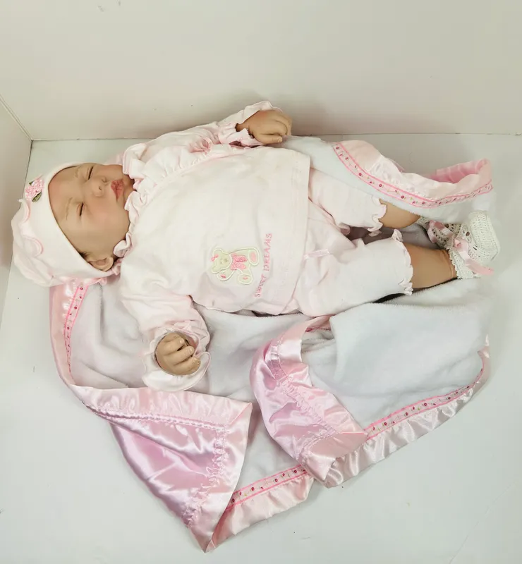 SHEILA MICHAEL SIGNED BABY DOLL, 2004 from auction in BETHESDA, Ohio — image 40