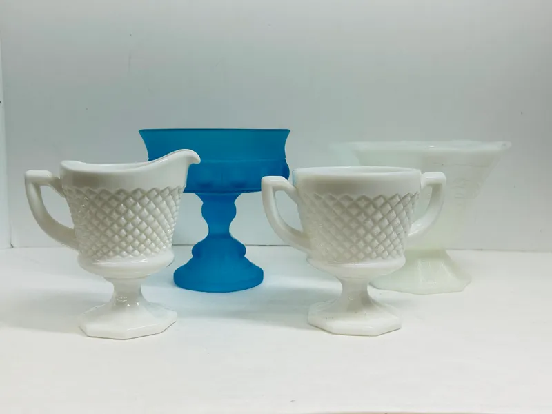 WESTMORELAND AND ASSORTED GLASSWARE, MID-20TH CENTURY from auction in BETHESDA, Ohio — image 35