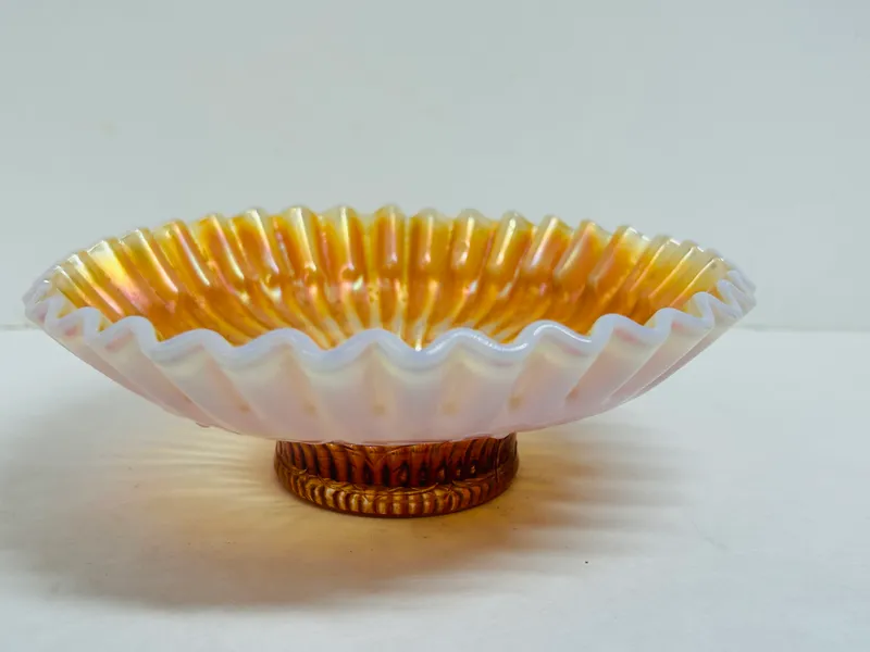 FENTON HOLLY PEACH OPALESCENT BOWL from auction in BETHESDA, Ohio — image 46