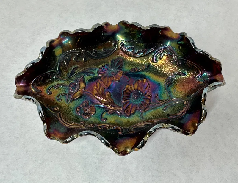 FENTON AMETHYST CARNIVAL GLASS BOWL, 1970S from auction in BETHESDA, Ohio — image 12