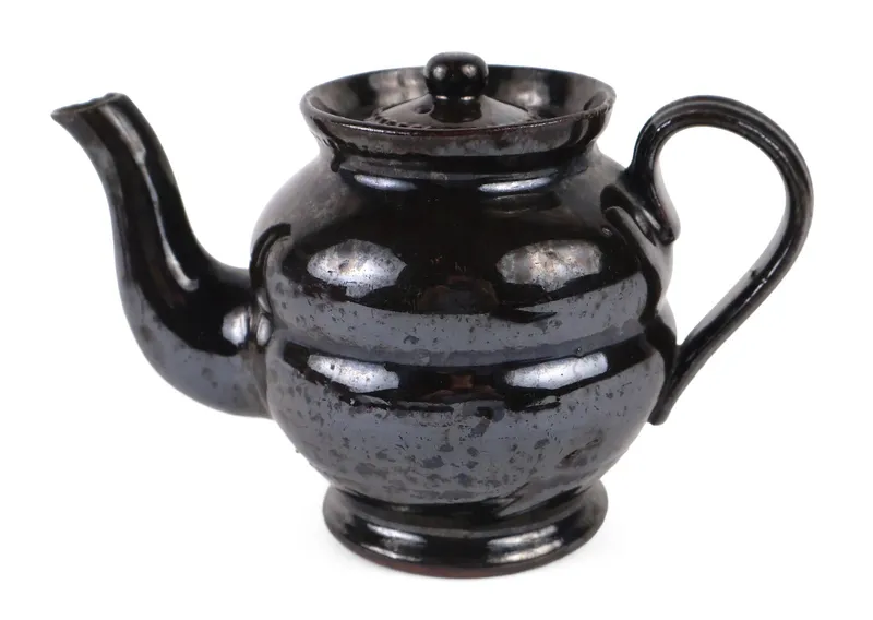 Philadelphia, Pennsylvania attributed Black-Glazed Small-Size Redware Teapot, possibly Haig from auction in Bloomfield, New Jersey — image 27