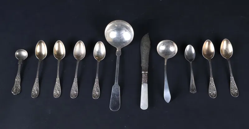 Six Tiffany Sterling Silver "Audubon" Pattern Spoons from auction in Bloomfield, New Jersey — image 25