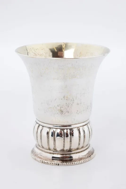 A SILVER KIDDUSH CUP BY WETZLER. Munich, Germany, c. 1910 from auction in woodmere, New York — image 4