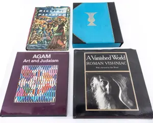 FOUR JUDAICA BOOKS INCLUDING HAGGADOT