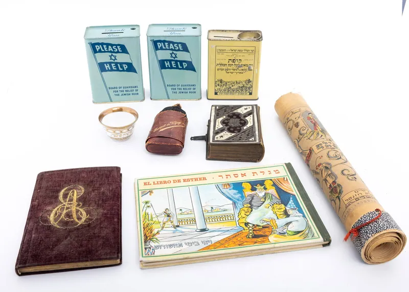 A GROUP OF JUDAICA OBJECTS AND BOOKS from auction in woodmere, New York — image 36