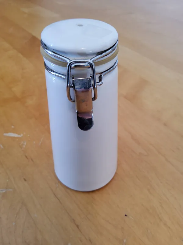 White Ceramic Airtight Canister with Clamp Lid from auction in Covington, Louisiana — image 40
