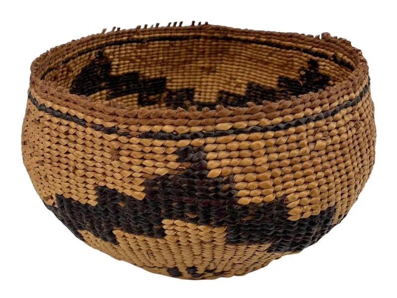 Modoc Native American Gift Basket from auction in Scotts Valley, California — image 25