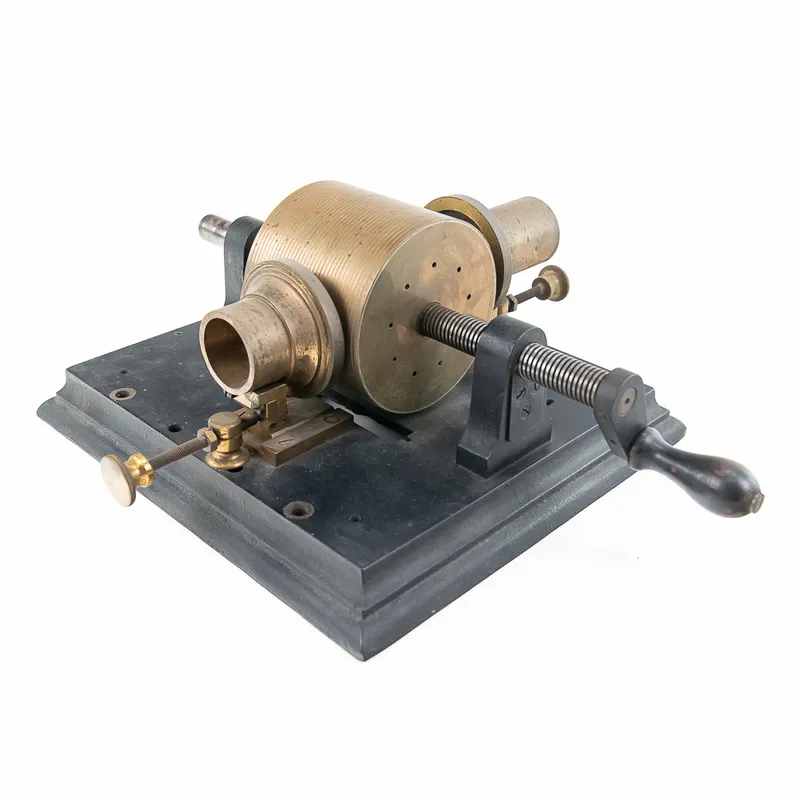 Edison Prototype Tinfoil Phonograph Replica from auction in Union, Illinois — image 3