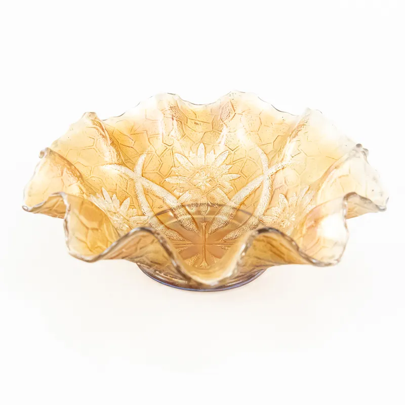 Carnival Glass: Four Flowers Variant from auction in Union, Illinois — image 5