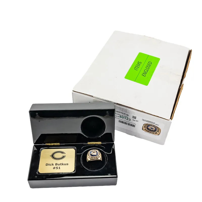 Dick Butkus – Chicago Bear Alumni Ring from auction in Union, Illinois — image 19