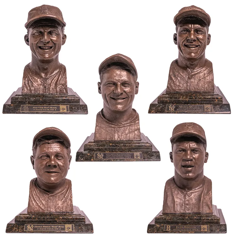 5 Baseball Hall of Famer's Busts from auction in Union, Illinois — image 43