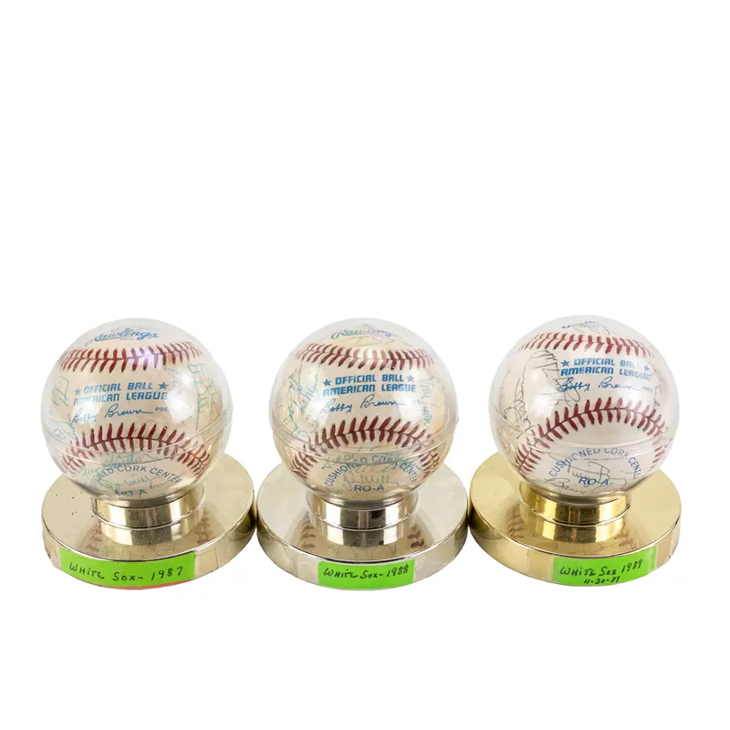 1987 1988 1989 Chicago White Sox Auto Baseballs from auction in Union, Illinois — image 48