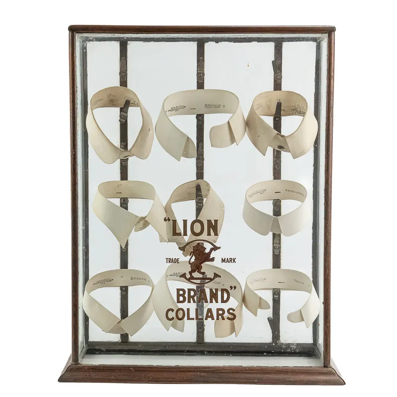 Vintage Lion Collars Display Case from auction in Union, Illinois — image 33