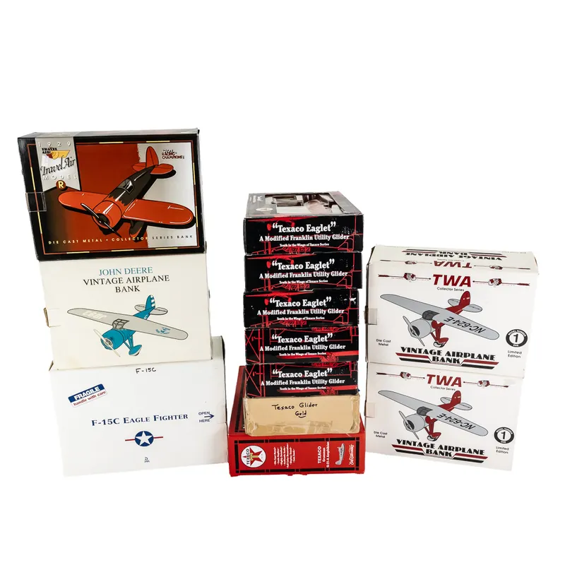 Vintage Die Cast Model Airplane Assortment from auction in Union, Illinois — image 34