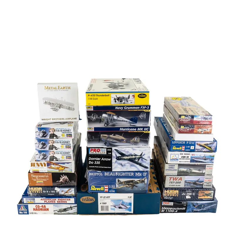 Collection of (24) Assorted Airplane Models from auction in Union, Illinois — image 35