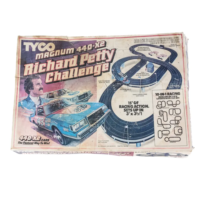 1986 Tyco Richard Petty HO Slot Car Set w Box from auction in Union, Illinois — image 39
