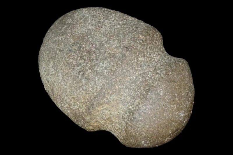 3 3/4" Full Grooved Axe, Des Moines Co., Iowa from auction in Quincy, Illinois — image 11