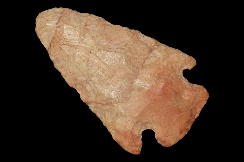 2 3/4" Hopewell Point, Found in Iowa from auction in Quincy, Illinois — image 33