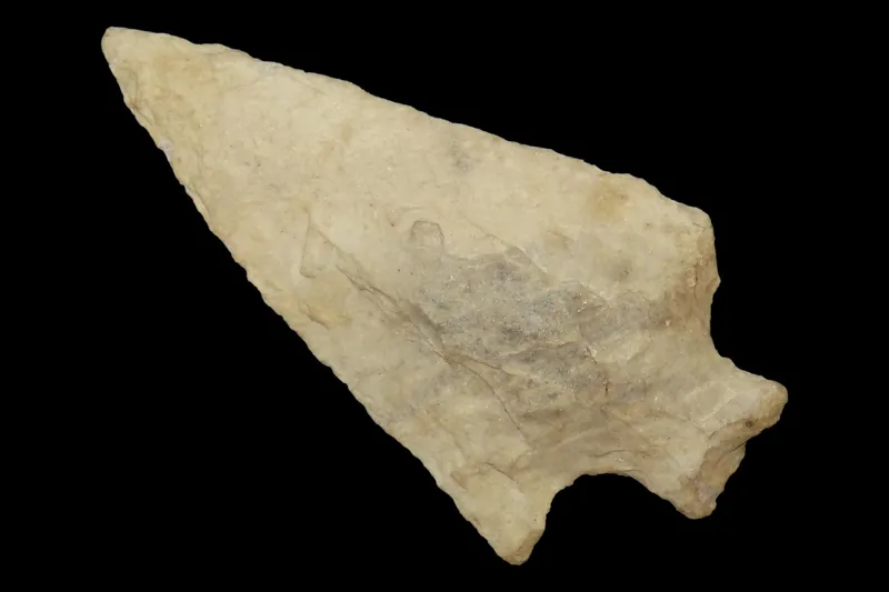 2 7/8" Archaic Point, Central Iowa from auction in Quincy, Illinois — image 34