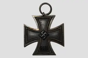 WWII German 1939 Iron Cross, 2nd Class Award