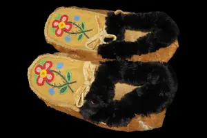 10 3/4" Antique Native American Beaded Plains Moccasins
