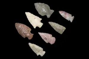 Lot of Woodland / Archaic Points, Iowa