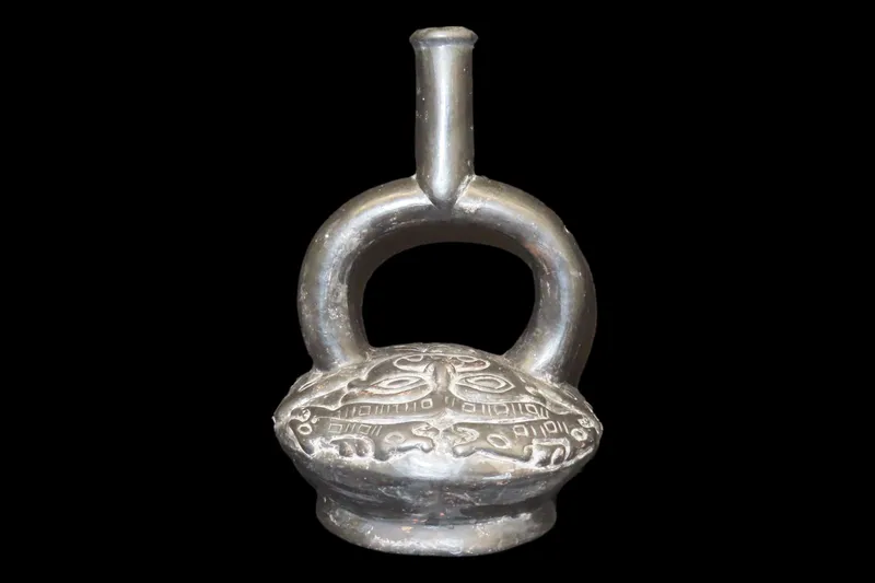 8 1/4" Moche-Style Human & Serpent Effigy Stirrup Bottle, Peru from auction in Quincy, Illinois — image 43