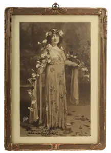 Julia Marlowe Signed Photograph, Shakespeare, As You Like It
