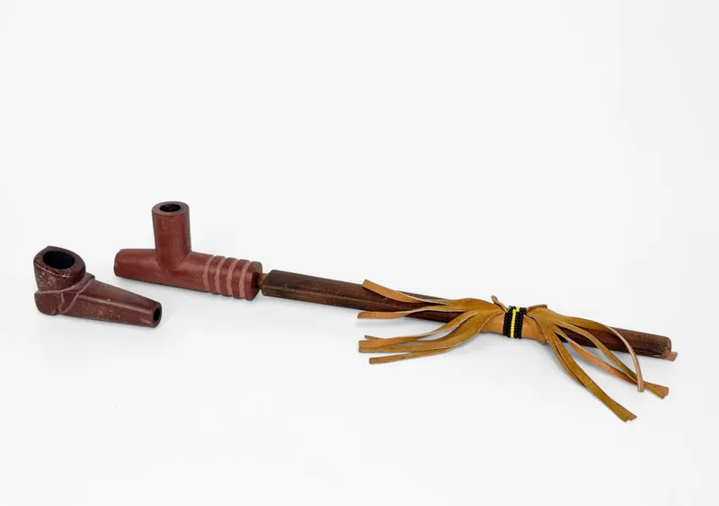 Vintage Native American Ceremonial Peace Pipe from auction in Saint Paul, Minnesota — image 16