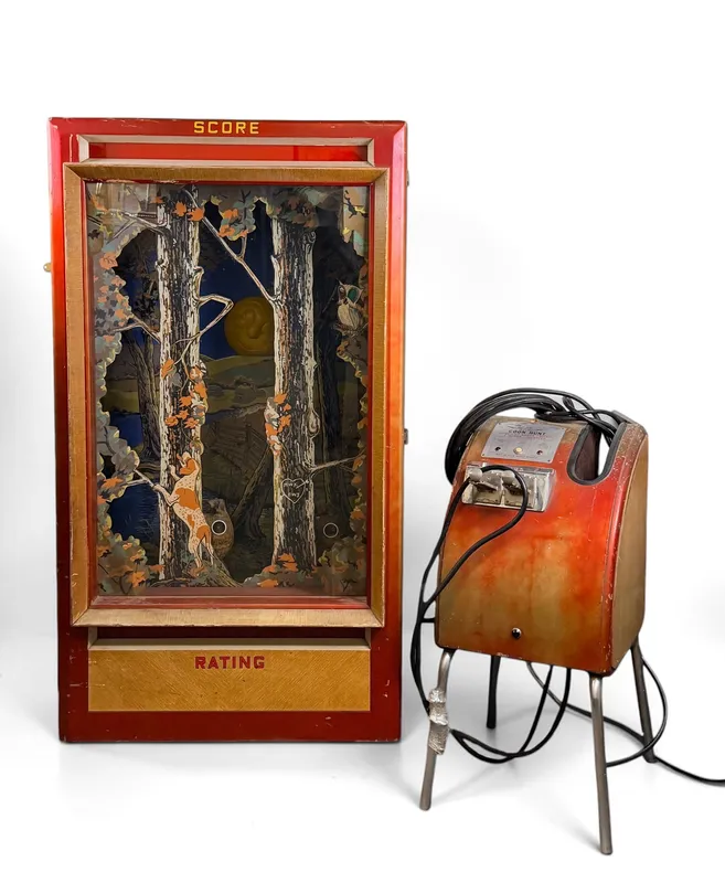 Vintage Seeburg "Coon Hunt" Light Gun Arcade Game from auction in Saint Paul, Minnesota — image 2